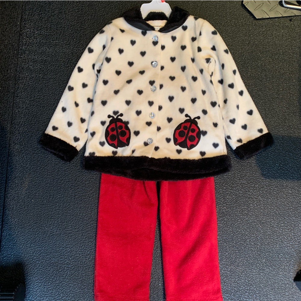 Toddler Outfit for the Holidays